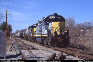 CSXT 2514 East at EE Craigsville